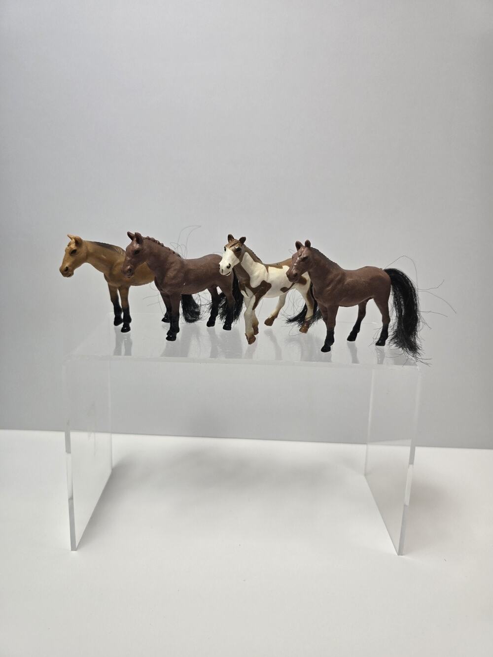 Set Of 4 Vintage 1998 MMTL Mini Toy Horses Standardbred Pinto Cleveland Bay